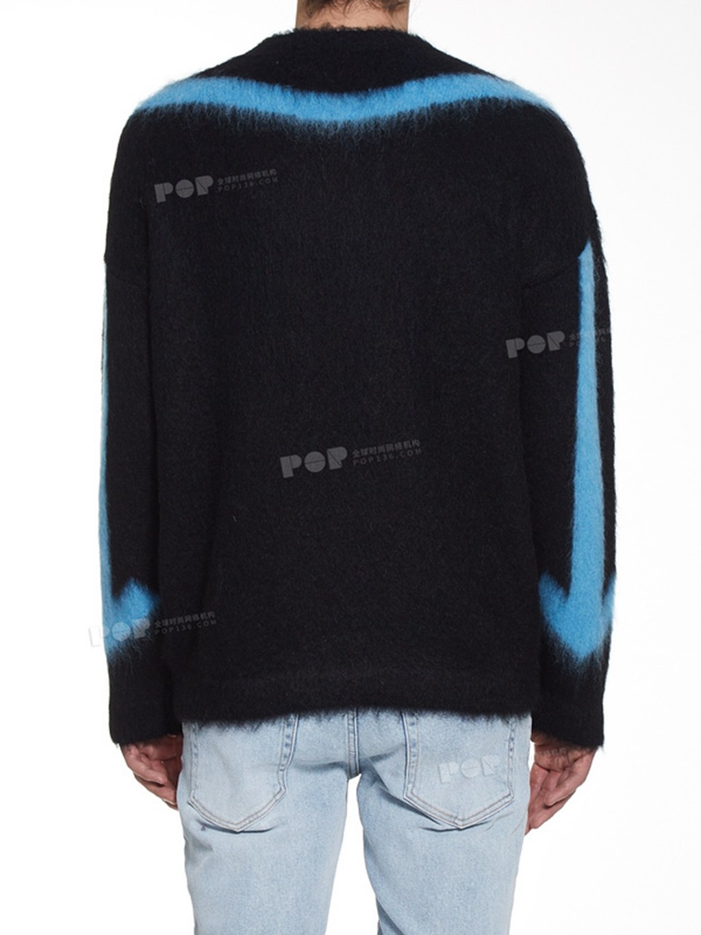 OFF WHITE